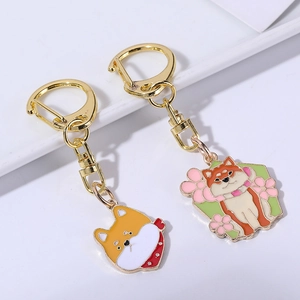 Porte-clés Mignon Shiba Inu et Dinosaure en Émail Pendentif Animal Créatif Anneau en Métal Doré Bijou de Sac Cadeau