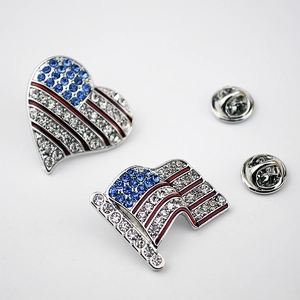 Alloy Rhinestone US Flag Brooch For Men Women America Patriotic Heart Lapel Pin Souvenir Jewelry Decoration Accessory