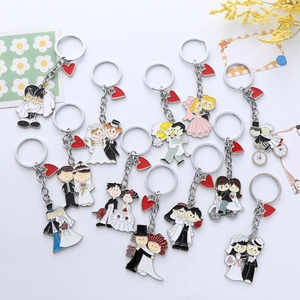 Lot de porte-clés de mariage cartoon en alliage de zinc avec breloques coeur rouge