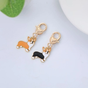Porte-Clés en Alliage de Chien de Dessin Animé Fermoir Coeur Pendentif Corgi Ours Mignon Anneau de Clé pour Femmes Hommes Sac Sac à Dos Déco Cadeau