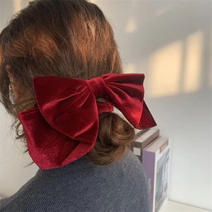 Chouchou à Nœud en Velours Rouge Fait à la Main Élégant Grand Nœud Papillon pour Festival du Nouvel An et Coiffure Quotidienne