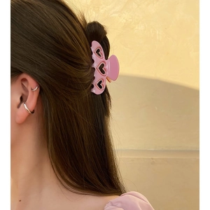 Pince à Cheveux Crabe Cœur Creux Style Coréen en Résine Doux Cœur d'Amour Requin pour Femmes Accessoires Cheveux Mignons