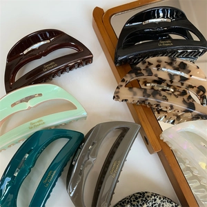 Elegant Acetate Large Hair Claw Clip French Style Leopard Tortoise Shell Shark Clip For Women Thick Hair Accessories