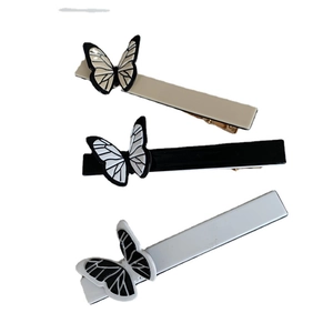 Elegant French vintage butterfly hair clips set in beige black and white colors