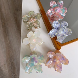 Elegant Floral Acetate Hair Claw Clip For Women Sweet Pastoral Style Marble Pattern Large Flower Hair Catch Clip Fashion Hair Accessories