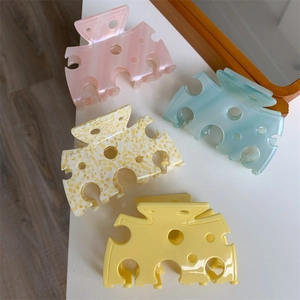 Pince à Cheveux Créative en Forme de Fromage Acétate Évidé Design de Fromage Suisse Pour Femmes Accessoires de Coiffure