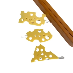 Lot de trois pinces à cheveux créatives en forme de fromage jaune aux formes variées