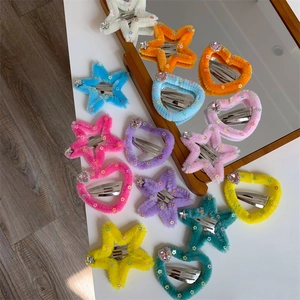 Simpatico Fermaglio per Capelli in Peluche a Forma di Stella e Cuore in Ciniglia con Strass per Donna Ragazza Accessori per Capelli