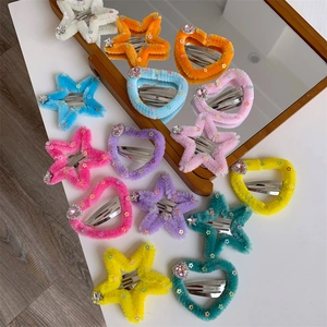 Fermagli per capelli in peluche a forma di cuore e stella con strass colorati