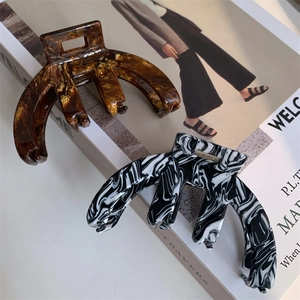 Elegant French style marble pattern hair claw clips in amber and black white finish
