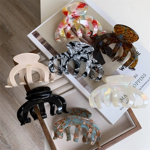 Acetate Large Hair Claw Clip For Women France Handmade Gold Letter Vintage Marble Pattern Shark Clip Hair Accessories