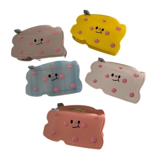 Süße Cartoon-Käse-Haarklammern mit Smiley-Gesicht und Katzen-Deko in fünf Pastellfarben