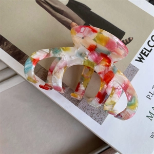 Large acetate shark hair claw with colorful oil painting marble pattern for thick hair