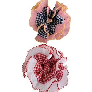 Lace scrunchies set featuring pink and white pleated chiffon with plaid patterns