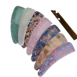 Exquisite acetate hair combs set with colorful marble patterns and anti-static wide teeth