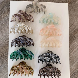 Large Acetate Hair Claw For Thick Hair Marble Textured Shark Clip Niche Color Fashion Hair Accessories For Women Hair Clamp