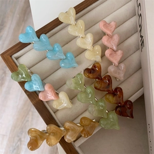 Handmade Sweet Heart Shaped Marble Texture Plastic Hair Clips For Women Girls Cute Aesthetic Side Bangs Hair Barrettes Fashion Hairpins