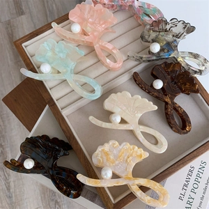 Vintage Ginkgo Leaf Hair Claw Acetate Marble Texture Artificial Pearl Hair Clip For Women Elegant Hair Styling Accessories Fashion
