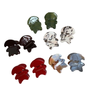 Lot de pinces à cheveux ours en acétate coloré avec cinq motifs marbrés élégants