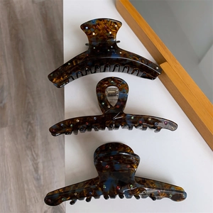Détails de pinces à cheveux écaille de tortue avec strass colorés de formes variées