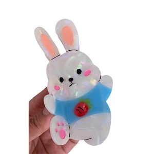 Cute cartoon rabbit hair claw clip made of pearlescent acetate for elegant long hair styles