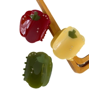 Lot de trois pinces à cheveux en forme de poivron avec strass en rouge, jaune et vert