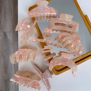 Elegant Acetate Hair Claw Clips For Women Light Pink Marbled Pattern Geometric Large Hair Grips Stylish Hair Accessories