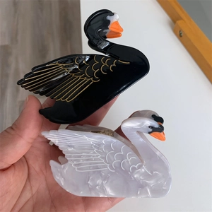 Elegant Acetate Swan Shaped Hair Claw Clip Gold Tracing Marble Texture Animal Pattern Hair Grip For Women Hair Accessories