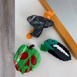Pince à Cheveux en Acétate d'Halloween Design Insolite Méchant Pomme Empoisonnée Mariée de Frankenstein pour Bijoux Femme