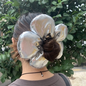 Chouchou Fleur Surdimensionné en Cuir Artificiel Élastique Cheveux Floral Métallique Fait Main pour Femme Accessoires de Mode Cheveux