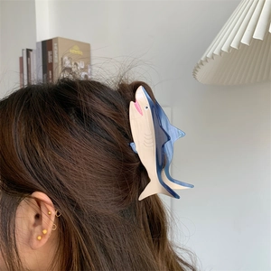 Creative shark hair claw clip in navy and beige acetate for half-up hairstyles