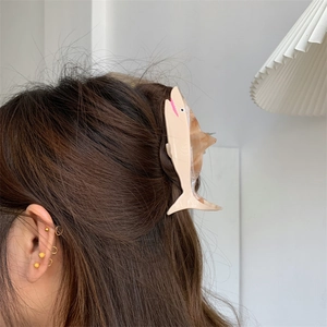 Cute acetate shark hair claw clip with brown marble pattern for half-up hairstyles