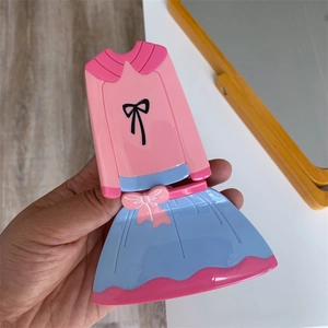 Pinces à Cheveux Créatives en Acétate Forme de Vêtement Style JK Doux Nœud Papillon Jupe T-Shirt Accessoires de Mode pour Femmes