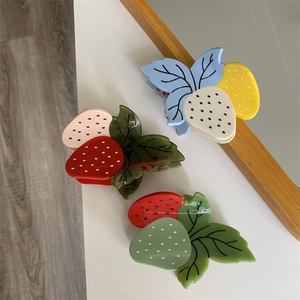 Lot de 3 pinces à cheveux fraises en acétate colorées bleu, rouge et rose pour femmes