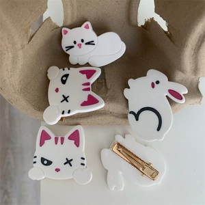 Ensemble de cinq barrettes mignonnes en acétate motif chat et lapin pour femmes et filles
