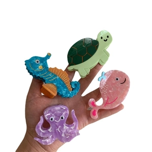 Medium acetate hair claws in sea creature shapes like turtle, octopus, seahorse and whale