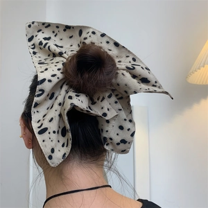Retro Polka Dot Oversized Fabric Scrunchies For Women Large Bow Scarf Hair Ties Elegant Literary Style Hair Accessories