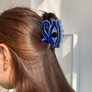 Acrylic evil eye marble pattern hair claw clip for women stylish half-up hair accessory