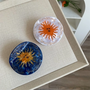 Acetate sun-shaped geometric round hair claw clips with vintage marble pearl texture