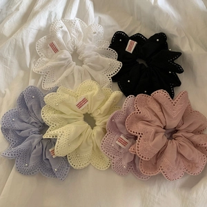 Zoete Opengewerkte Kant Bloemen Scrunchies Voor Vrouwen Imitatieparel Grote Haarelastiekjes Koreaanse Stijl Handgemaakte Sieraden