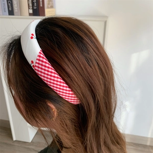 Chinesischer Stil Haarreif mit roten Kirschen und Karomuster für Damen, Haar-Accessoire