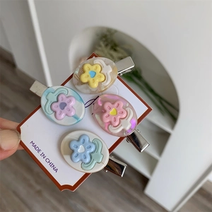 Set di fermagli per capelli a fiori colori macaron con cuori per uno stile da vacanza