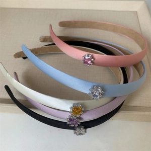 Lot de 5 serre-têtes en satin ornés de grands zircons carrés et cristaux brillants