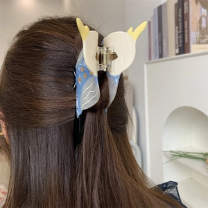 Creative parrot acetate hair claw clip with colorful bird design for long hair styling