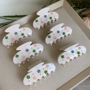 Lot de 6 pinces à cheveux en acétate beige avec motifs floraux 3D créatifs et strass
