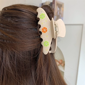 Pinza per capelli beige con motivi di limone e arancia e piccoli strass