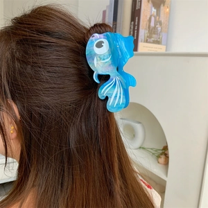 Pince à cheveux chic en acétate bleu en forme de poisson rouge pour cheveux longs