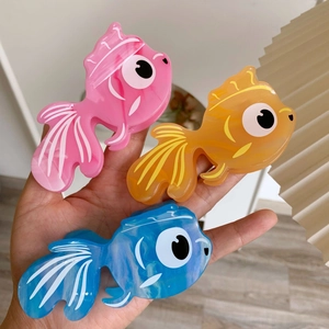 Pince à Cheveux en Acétate Forme Poisson Rouge Texture Marbre Accessoires Cheveux Animaux pour Femmes Filles Quotidien