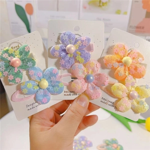 Douces Pinces à Cheveux Fleur à Paillettes Tissu en Maille Épingles à Cheveux Florales Avec Fausse Künstliche Perle pour Filles Style Coréen