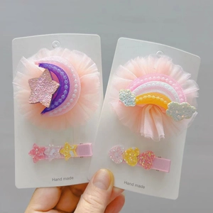 Détails de barrettes à cheveux faites main en résille rose avec étoiles et arc-en-ciel